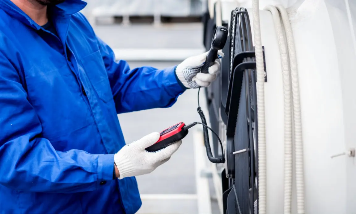 Diagnóstico y Mantenimiento de Equipos HVAC Marinos 1-3fae4b6b-28db-4907-8210-67fb169ccec6