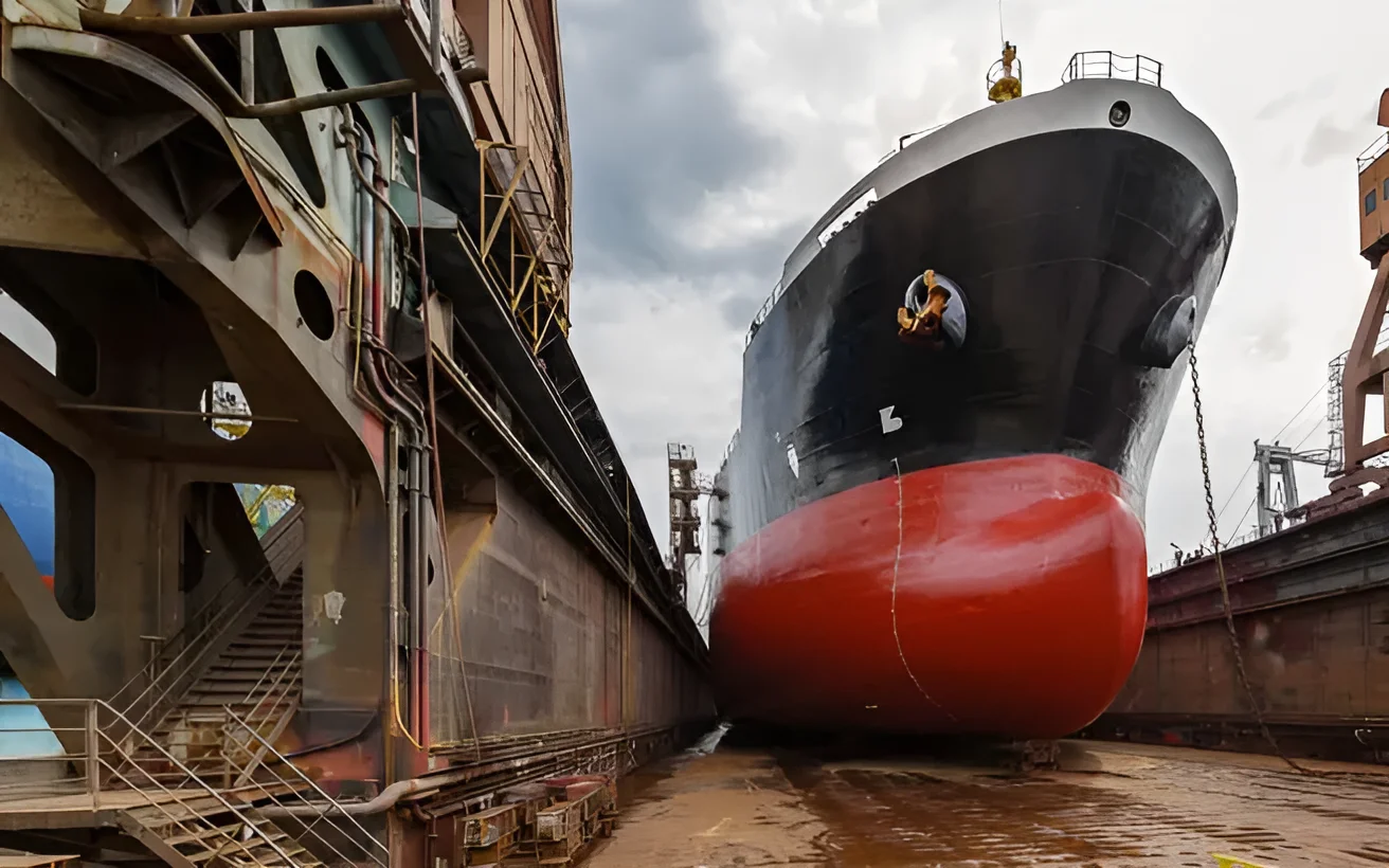 Gestión de Paradas Técnicas y Dique Seco (Dry-Dock) 2 (1)